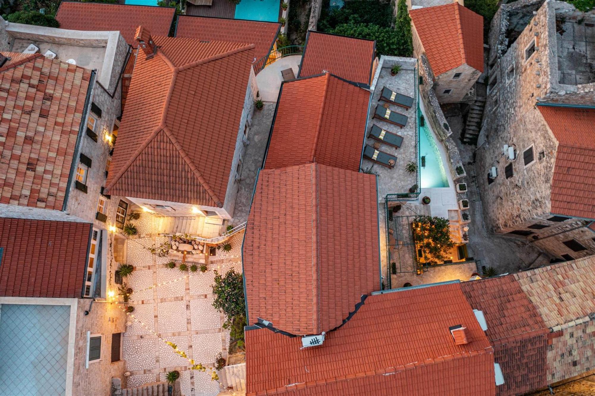 Dvor Pitve Villas Jelsa  Exterior photo